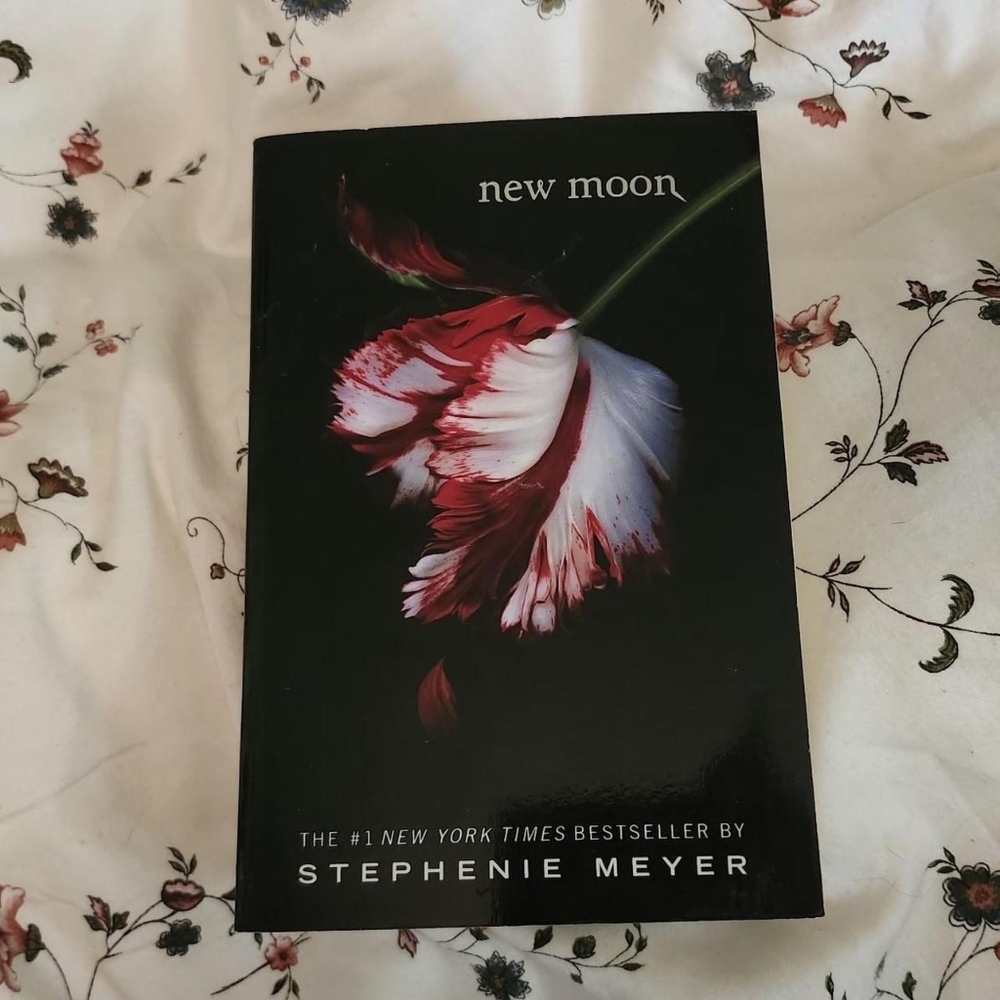 The Twilight Saga New Moon In English